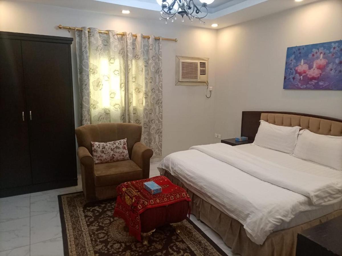 روائع الأحلام للاجنحة الفندقية Jeddah Exterior photo